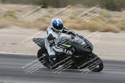 media/Nov-15-2025-Race Pace (Sat) [[8de605a2d8]]/Verified Riders/Turn 8 Inside (935am)/